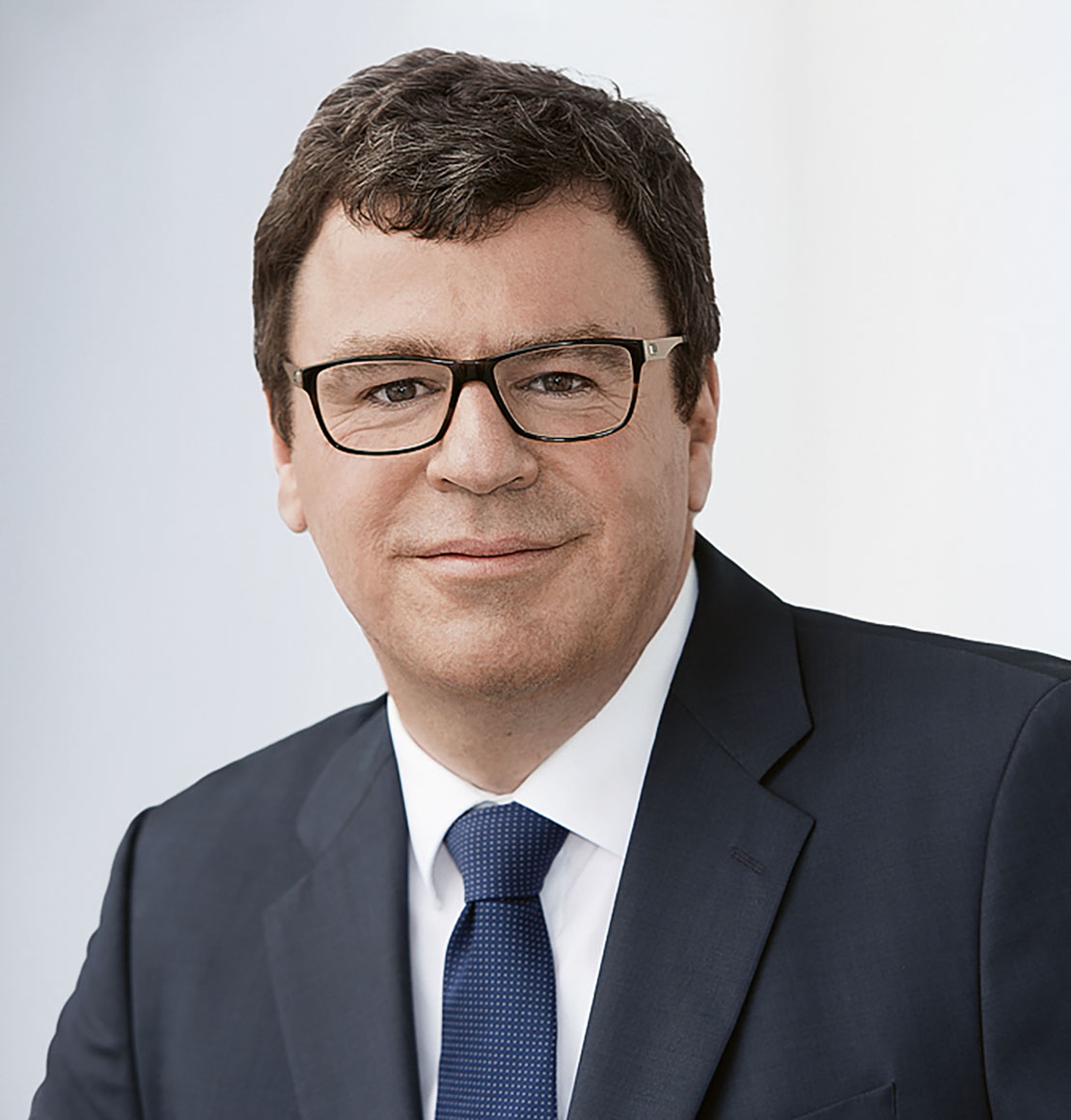 Dr. Gunther Schmidt, CEO, MöllerGroup GmbH | Top Company Guide